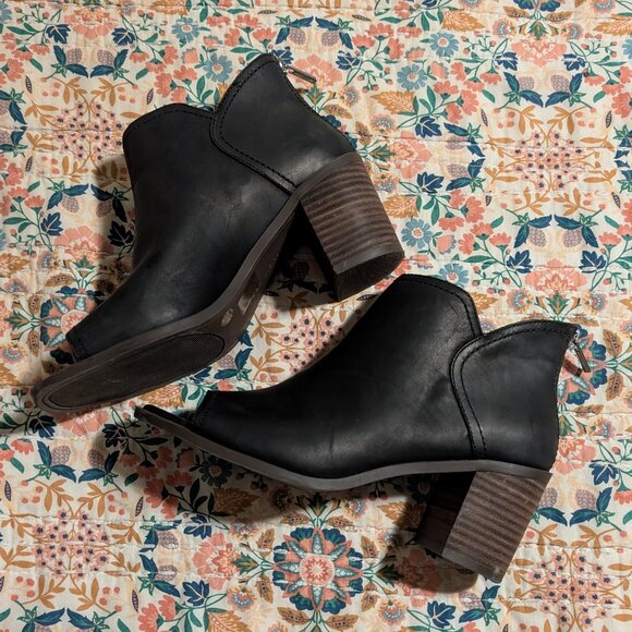Lucky Brand Open Toe Booty (8) - Picture 1 of 5